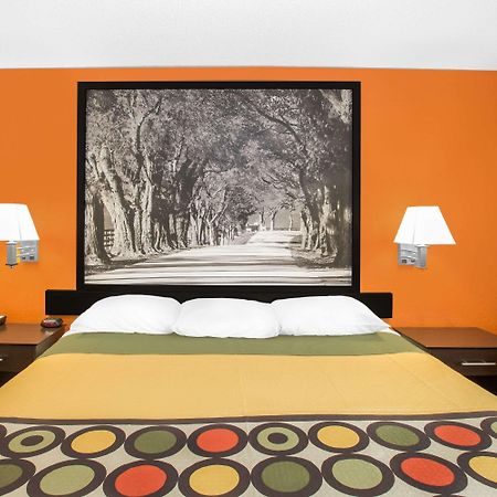 Motel Super 8 By Wyndham Clive Ia Extérieur photo