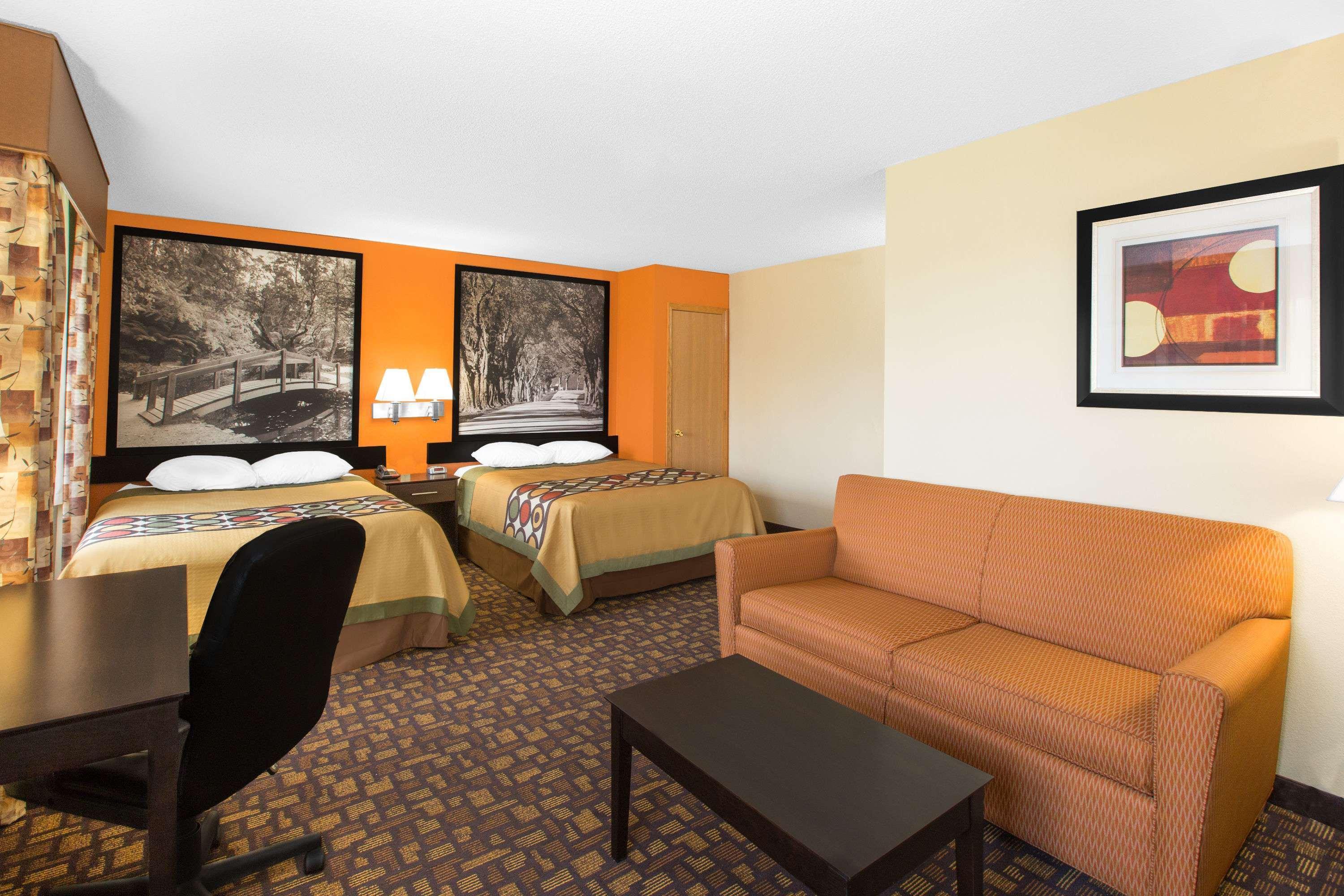 Motel Super 8 By Wyndham Clive Ia Extérieur photo