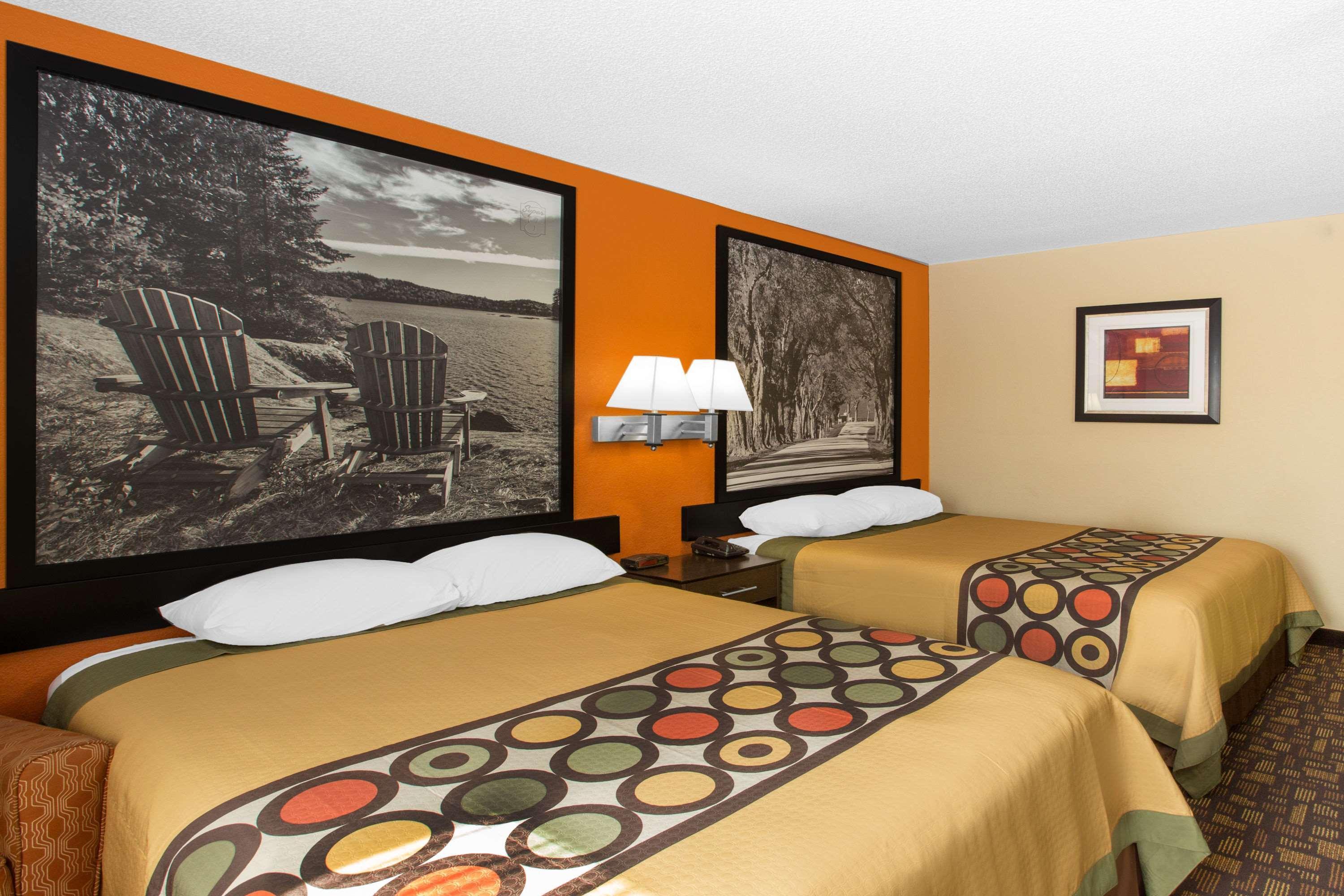 Motel Super 8 By Wyndham Clive Ia Extérieur photo