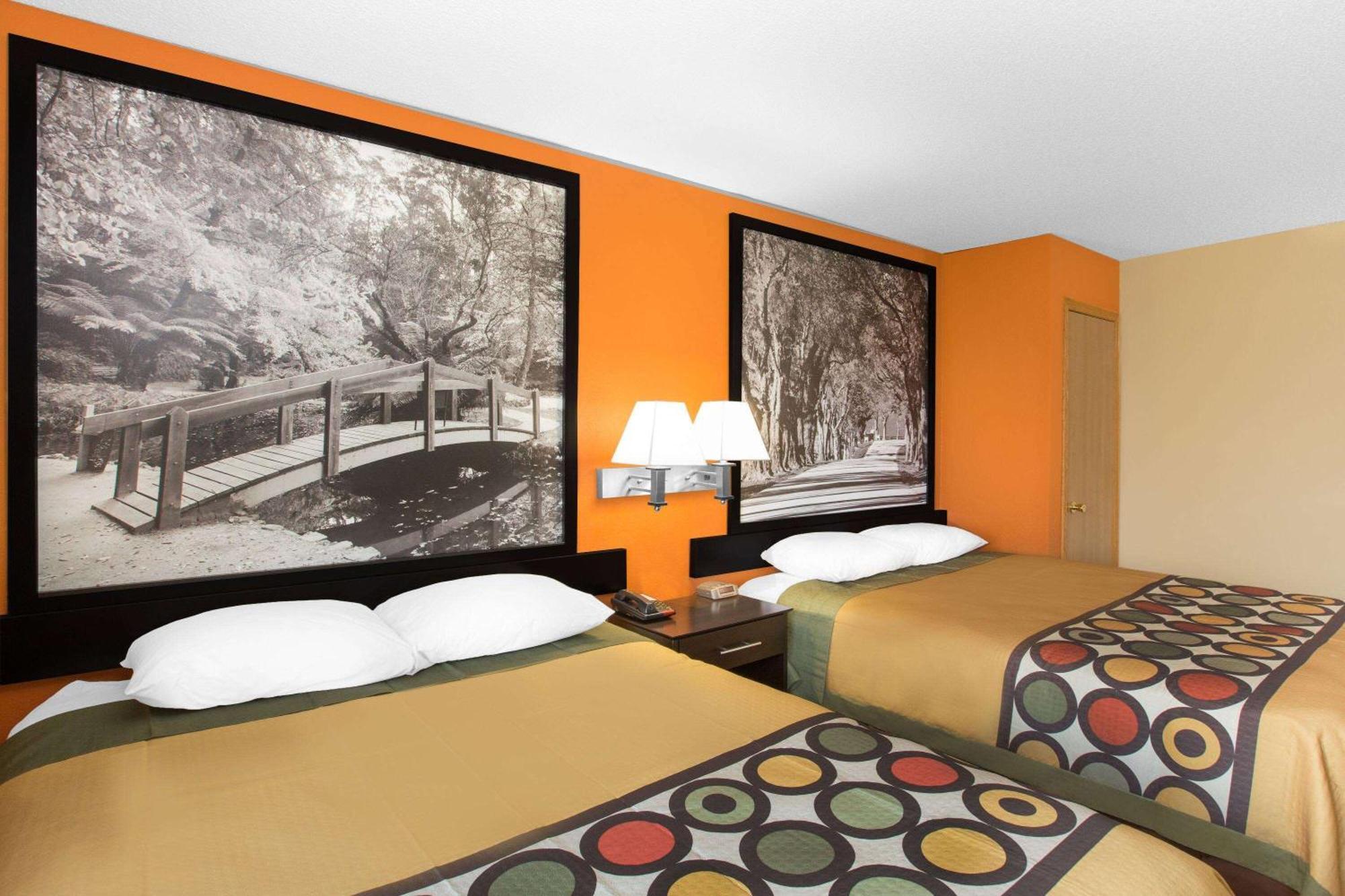Motel Super 8 By Wyndham Clive Ia Extérieur photo